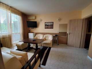 Отель Hotel Galant София Люкс с 1 спальней-1