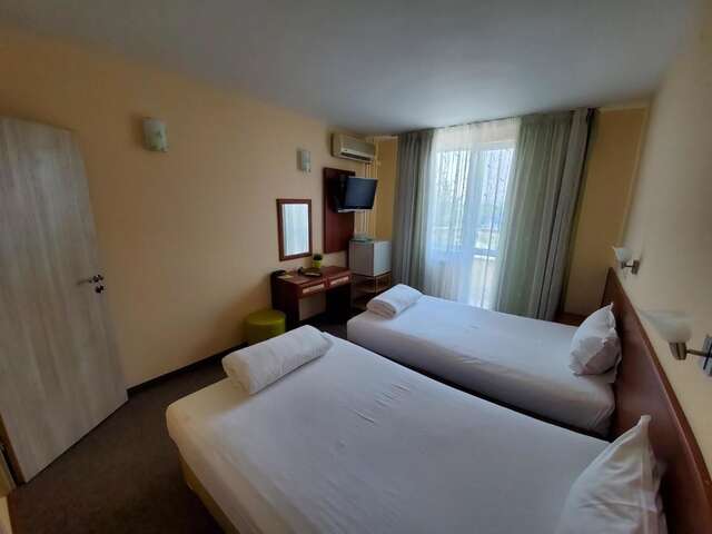 Отель Hotel Galant София-19