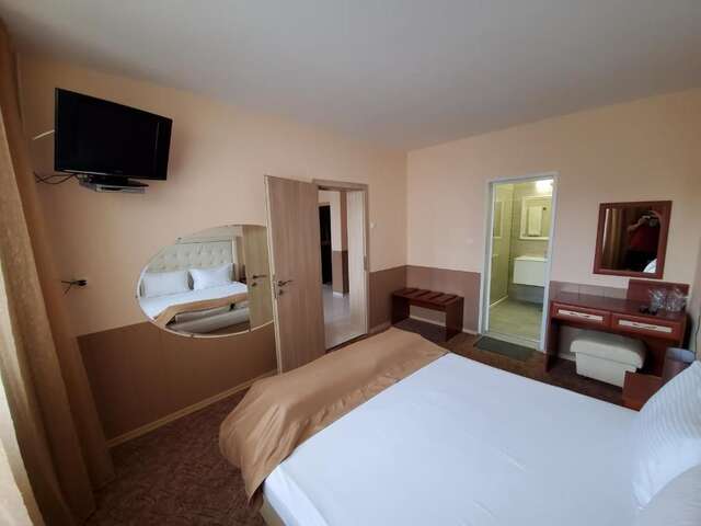 Отель Hotel Galant София-49