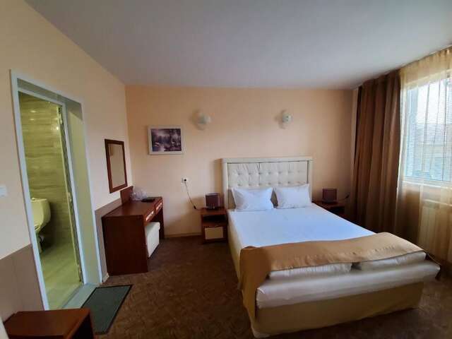 Отель Hotel Galant София-50